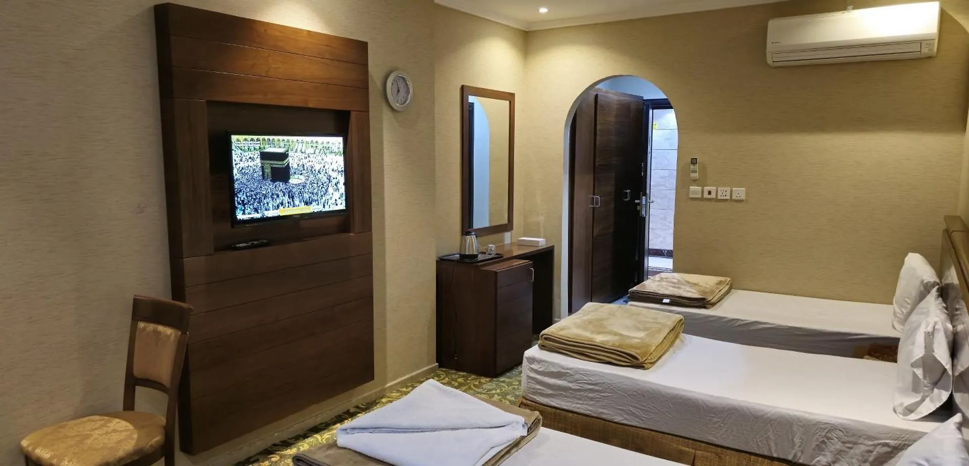 Diouf Al Maqam Two Hotel Shuttle Service To Haram